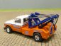 Preview: 1/87 Brekina Chevrolet C 30 Abschleppwagen Suburban 19667