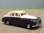 Preview: 1/87 Busch Bentley Limousine weiß/violett 84402 Praline