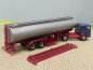 Preview: 1/87 Brekina Büssing LS 11 dunkelblau/silber Tank-Sattelzug 7907