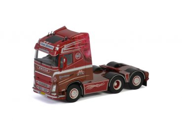 1/50 WSI VOLVO FH4 GLOBETROTTER 6x2 Claus Madsen 01-2740