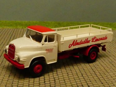1/87 Brekina MAN 520 Almdudler Limonade Getränkepritsche 4557