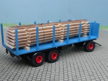 Preview: 1/87 Brekina 3achs Rungenanhänger blau mit Schnittholz lang