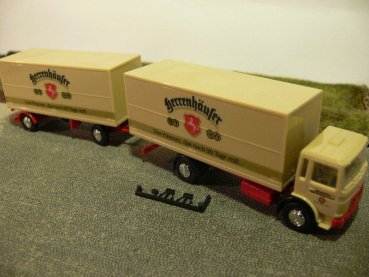 1/87 Herpa Albedo MAN F8 Herrenhäuser Pilsener Koffer HZ