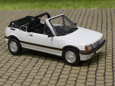 1/87 PCX Peugeot 205 Cabrio weiß 870501