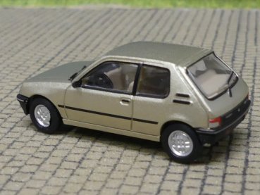 1/87 PCX Peugeot 205 beige metallic 870507
