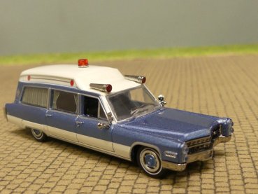 1/87 Brekina Cadillac Miller Meteor Ambulance, weiß/blau 19777