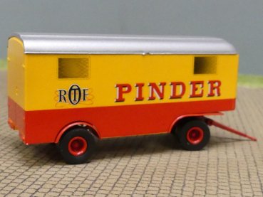 1/87 Brekina 2achs Anhänger Koffer Circus Pinder
