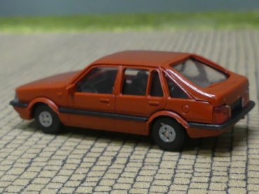 1/87 Rietze Mazda 626 Fließheck dunkelrot
