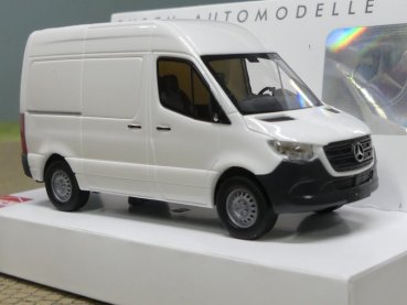 1/87 Busch MB Sprinter weiß, Kasten, kurzer Radstand, Hochdach 54000