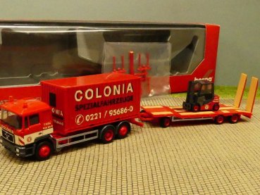 1/87 Herpa MAN F90 Colonia mit Goldhofer TU3 und Gabelstapler 308182