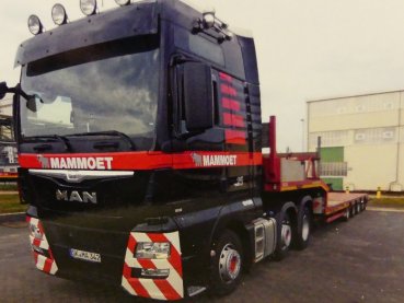 1/50 WSI MAN TGX XXL 6x2 + Tieflader + Beladung Mammoet