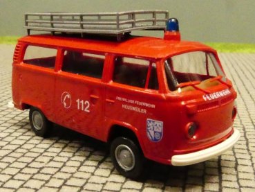 1/87 Brekina VW T2 Feuerwehr Heusweiler mit Dachgepäckträger Bus