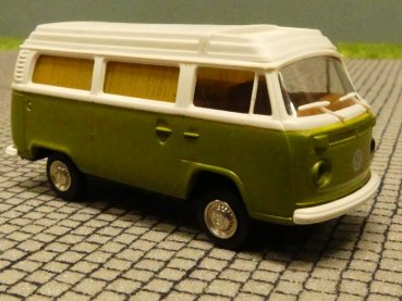 1/87 Brekina VW T2 Camper weiß/taigagrün, Fenster geschlossen