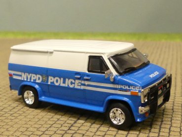 1/87 Brekina GMC Vandura NYPD Kasten 18261