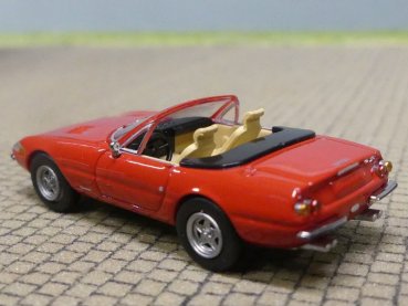 1/87 Brekina Ferrari 365 GTS Daytona Spider rot 22940