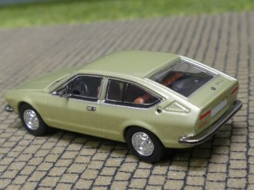 1/87 PCX Alfa Romeo Alfetta GT metallic light green 870426