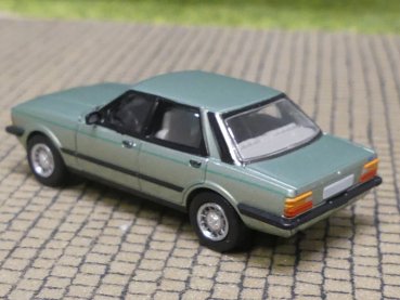 1/87 PCX Ford Taunus TC3 Favorit metallic light green 870698