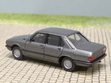 1/87 Herpa BMW 520i dunkelgrau aus Set