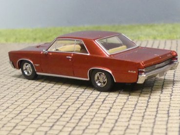 Preview: 1/87 Brekina Pontiac GTO Coupe rot, 1965, 18101