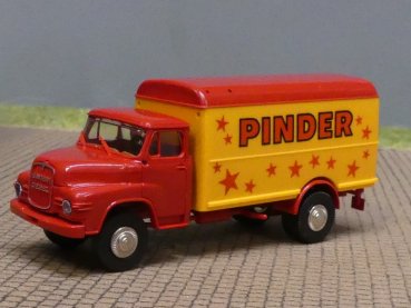 Preview: 1/87 Brekina Saviem Circus Pinder Koffer-LKW