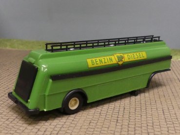 Preview: 1/87 Albedo BP Tanksattel-Auflieger