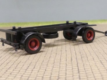 Preview: 1/87 Herpa Wechselpritschen/Koffer-Anhängger schwarz