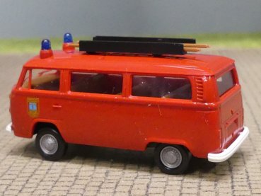 Preview: 1/87 Brekina VW T2 Feuerwehr Sasnitz Bus