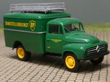 1/87 Brekina Borgward B1500 BP Tankstellendienst Koffer 38021