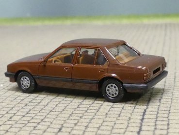 1/87 Herpa Opel Ascona braun