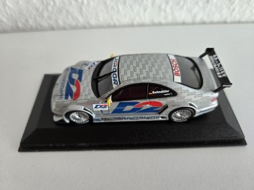 1/43 Minichamps Mercedes CLK DTM 2000 Team AMG B.Schneider 430 003701