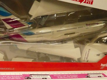 1/200 Herpa SnapFit Eurowings Airbus A330-200 D-AXGB 611008-001