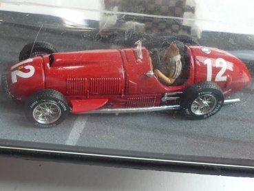 1/43 Brumm Ferrari 375 GP Silverstone 1951 GONZALES #12 mit 2 Figuren