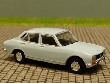 1/87 Brekina Peugeot 504 hellblau 29102