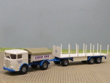 1/87 Brekina Büssing LU 11 Circus KNIE CH Zugmaschine + Rungenhänger