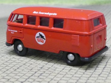 1/87 Brekina # 0026 VW T1a Total, Bus 3105