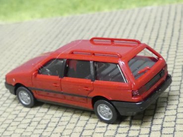 1/87 Wiking VW Passat Variant dunkelrot 42 1A