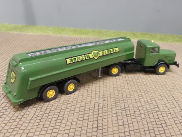 1/87 Wiking Büssing 8000 BP Diesel Tank-Sattelzug 882
