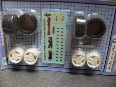 1/24 Fujimi #2 i Speed Reifen, Felgen und Decals Umrüstsatz