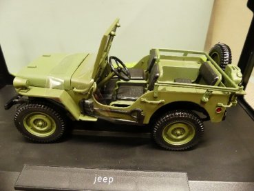 1/18 Norev Jeep 1942 grün 189013