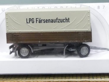 1/87 Busch Anhänger LPG Färsenaufzucht 44917