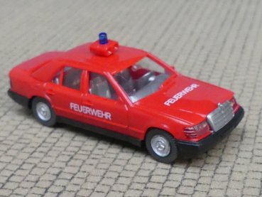 1/87 Wiking MB 260 E Feuerwehr 600 02A