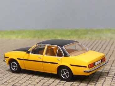 Preview: 1/87 PCX Opel Ascona B dunkelgelb/schwarz, 1975, 870814