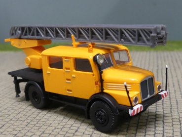 1/87 Brekina IFA S 4000-1 Bautruppwagen DL kommunal 71766