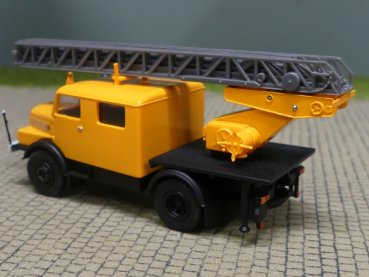 1/87 Brekina IFA S 4000-1 Bautruppwagen DL kommunal 71766