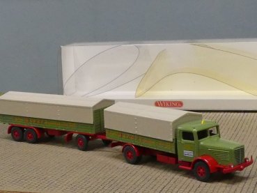Preview: 1/87 Wiking Büssing 8000 Wandt Spedition Pritschen-Lastzug 858 03