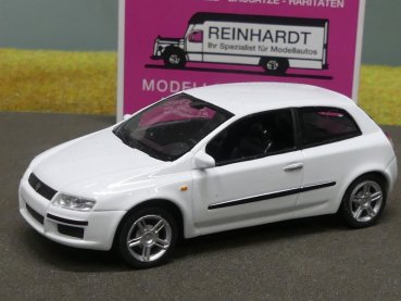 1/43 Norev Fiat Stilo weiß in Blister-VP