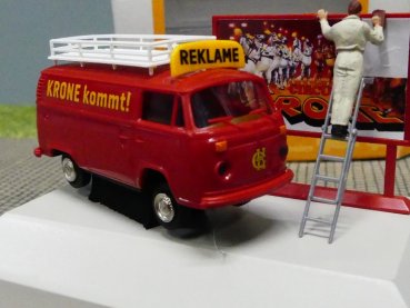 1/87 Brekina VW T2 Circus Krone m. Plakatwand u. Plakatkleber 33547