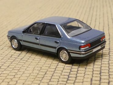 Preview: 1/87 PCX Peugeot 405 hellblau-metallic 870746