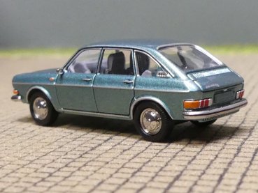 Preview: 1/87 Brekina VW 411 türkis 1969, 25701
