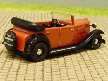 1/87 Brekina Wanderer Cabrio braunrot, Kotflügel schwarz # 01